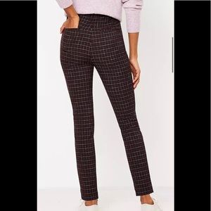 Curvy Side Zip Skinny Pants In Plaid
Brand new